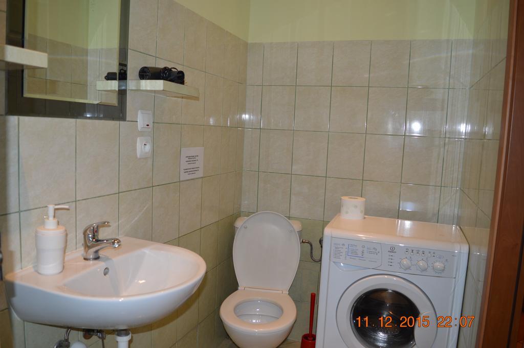 Honey Hostel Краков Номер фото