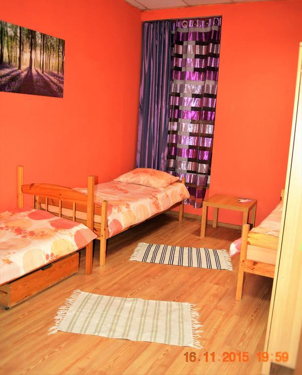 Honey Hostel Краков Экстерьер фото