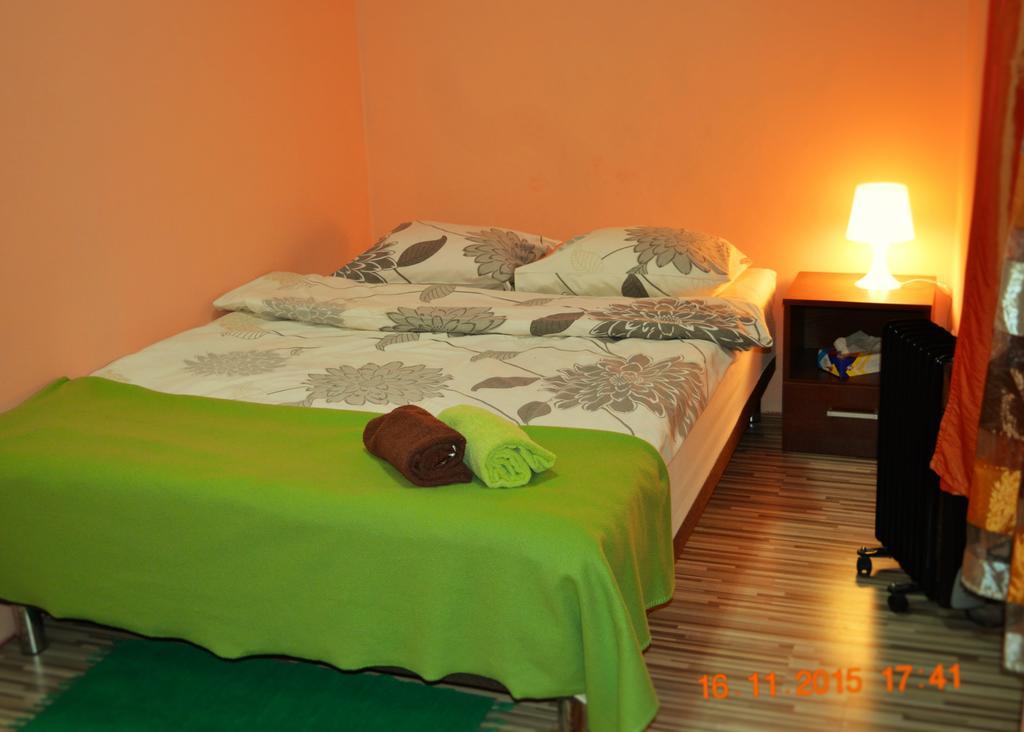 Honey Hostel Краков Номер фото