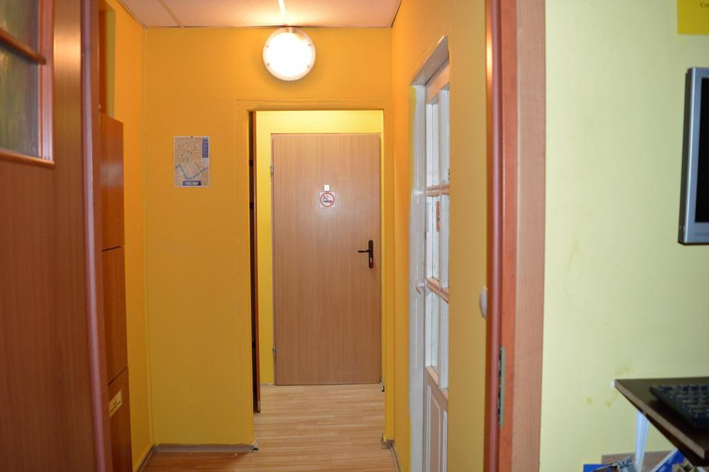 Honey Hostel Краков Экстерьер фото