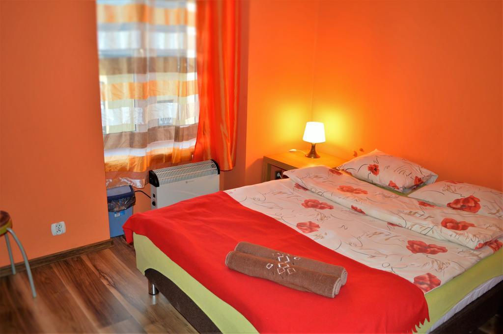 Honey Hostel Краков Номер фото
