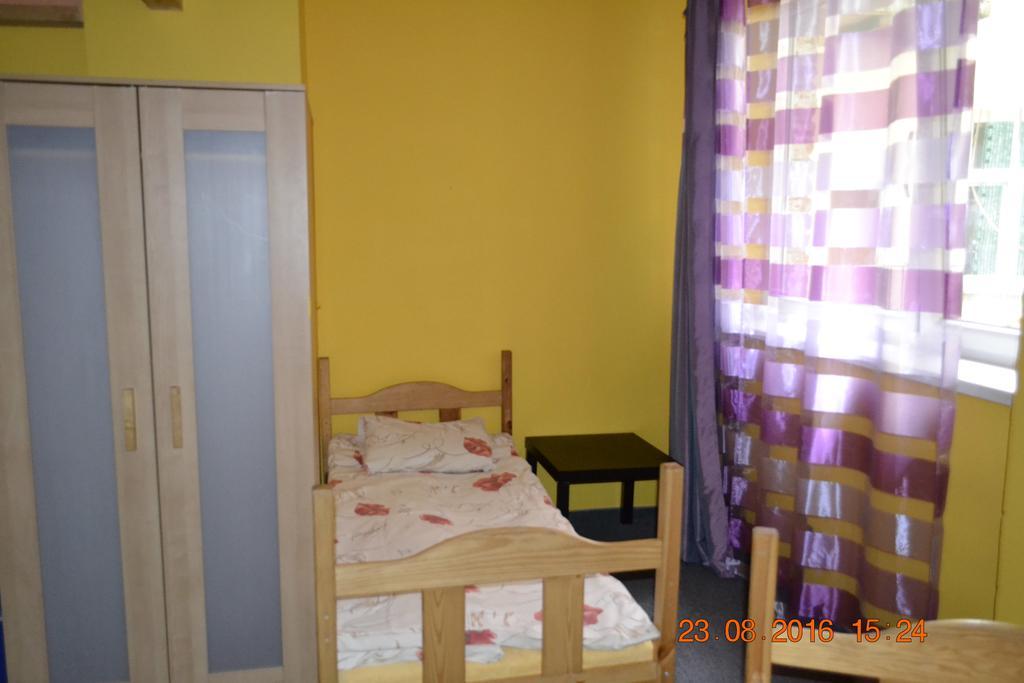 Honey Hostel Краков Экстерьер фото
